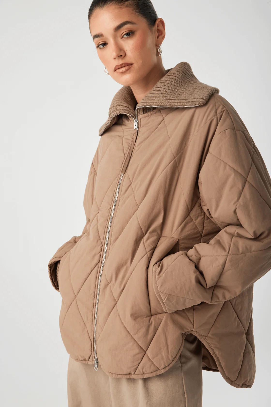 REECE QUILTED JACKET - TAUPE