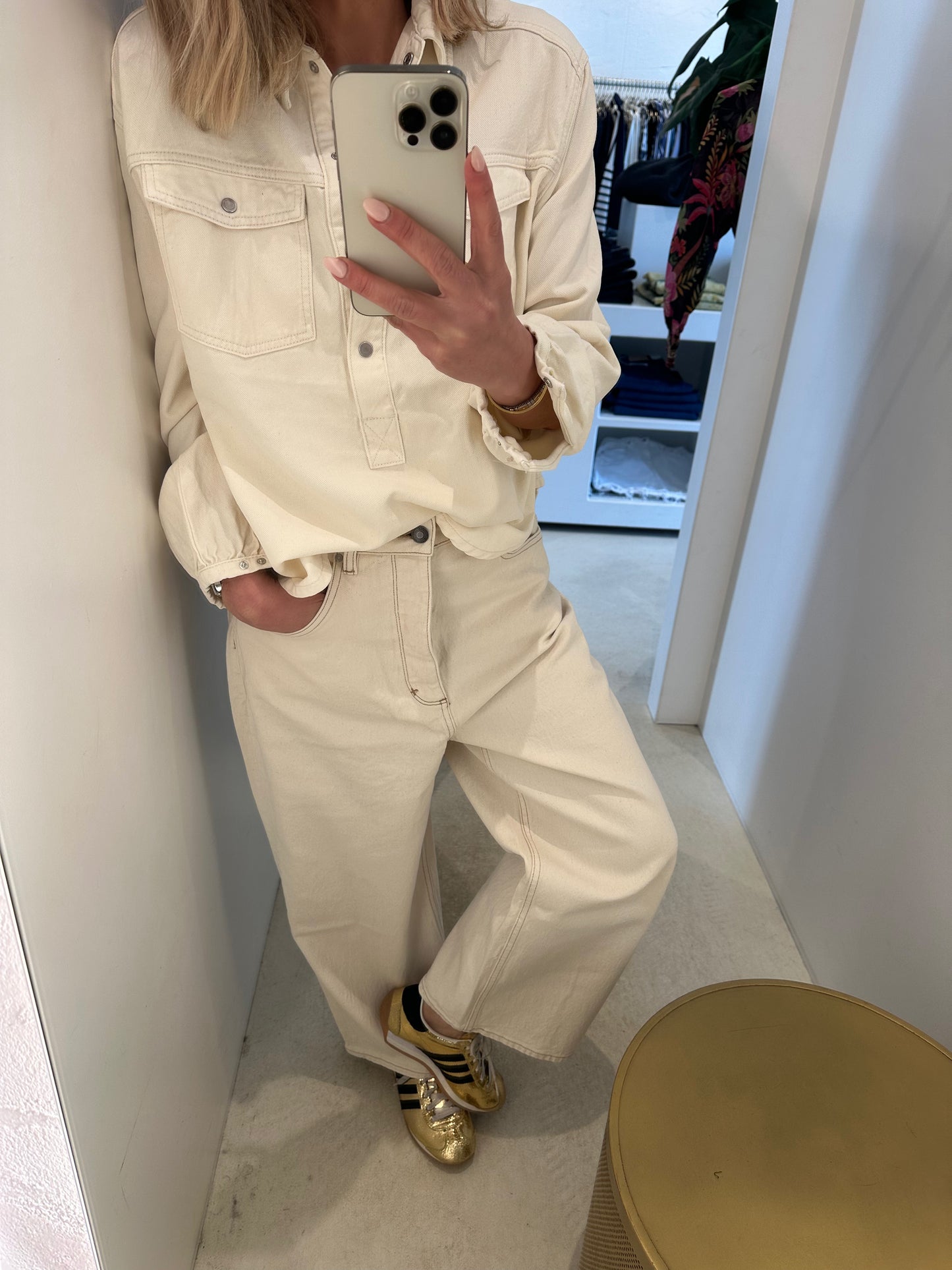 YOKO BAGGY CROP -CREAM