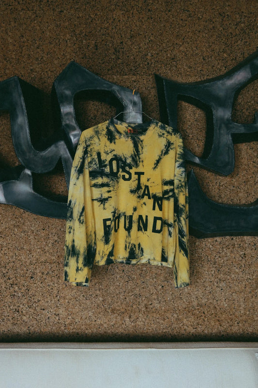 LOST AND FOUND TIE DYE L/S TEE - YELLOW/BLK