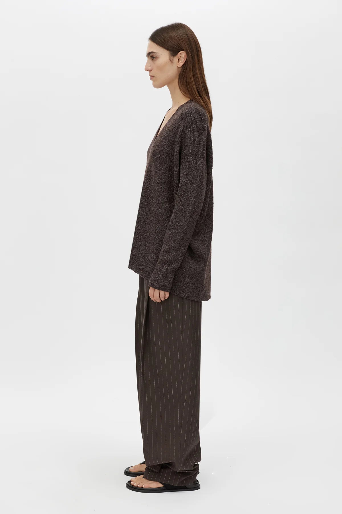 BOTTICINO DEEP V NECK SWEATER - CHOC