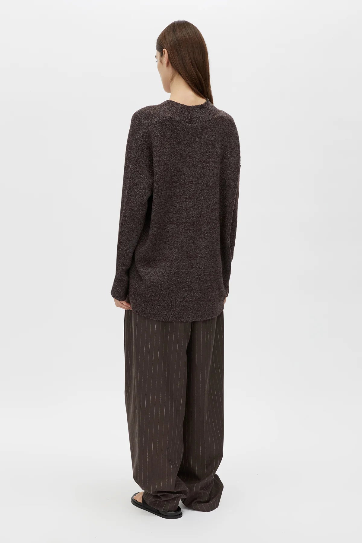 BOTTICINO DEEP V NECK SWEATER - CHOC