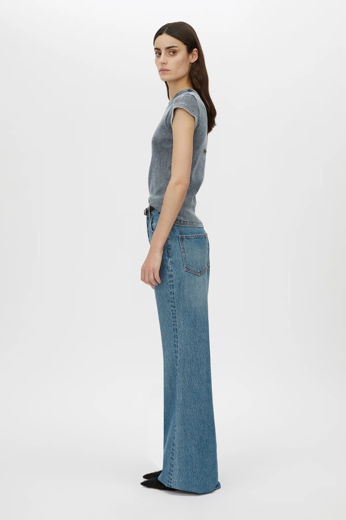 ELARA RIB LOGO TEE