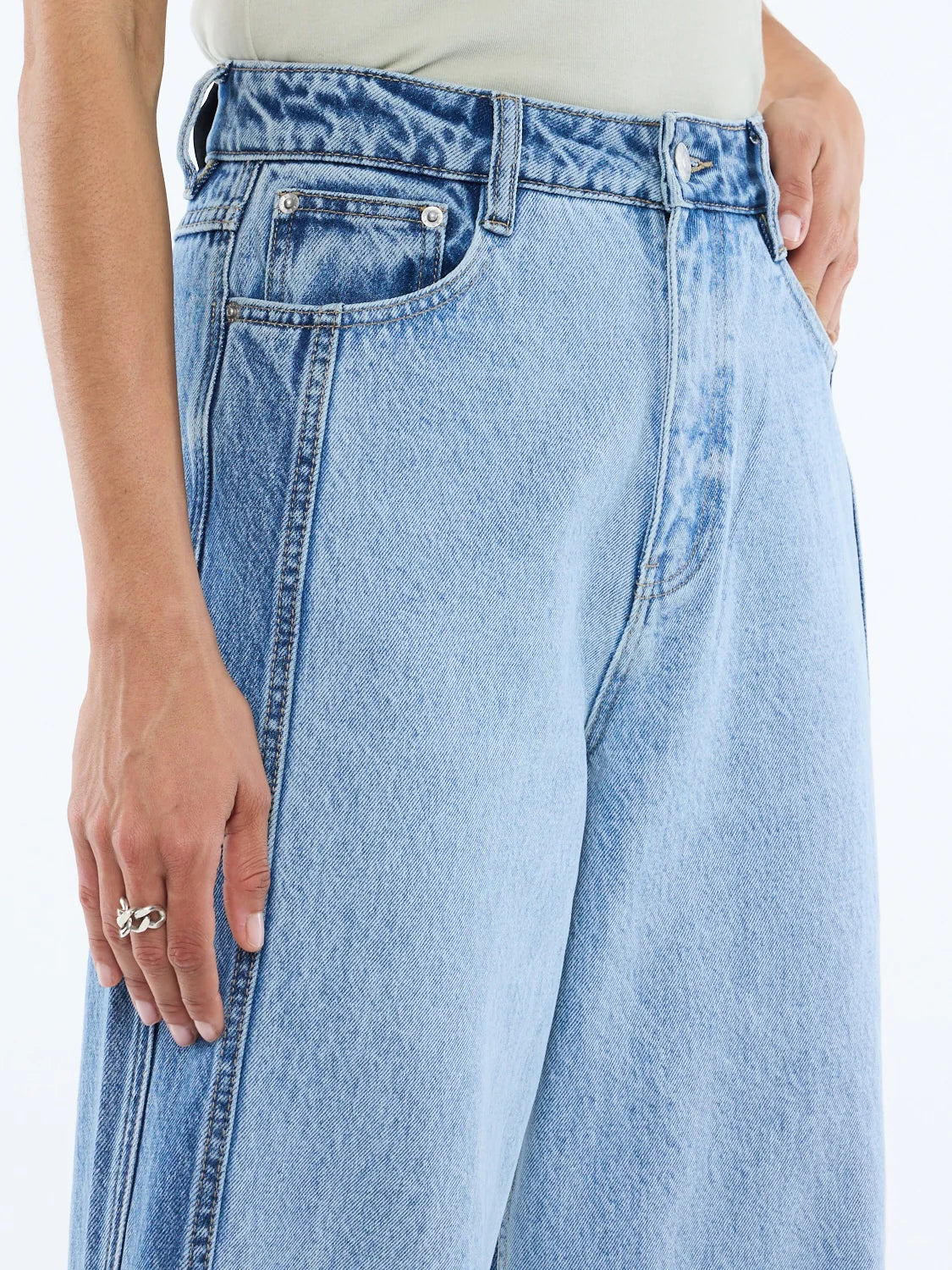 LIA SPLICED JEAN - INDIGO SPLICE