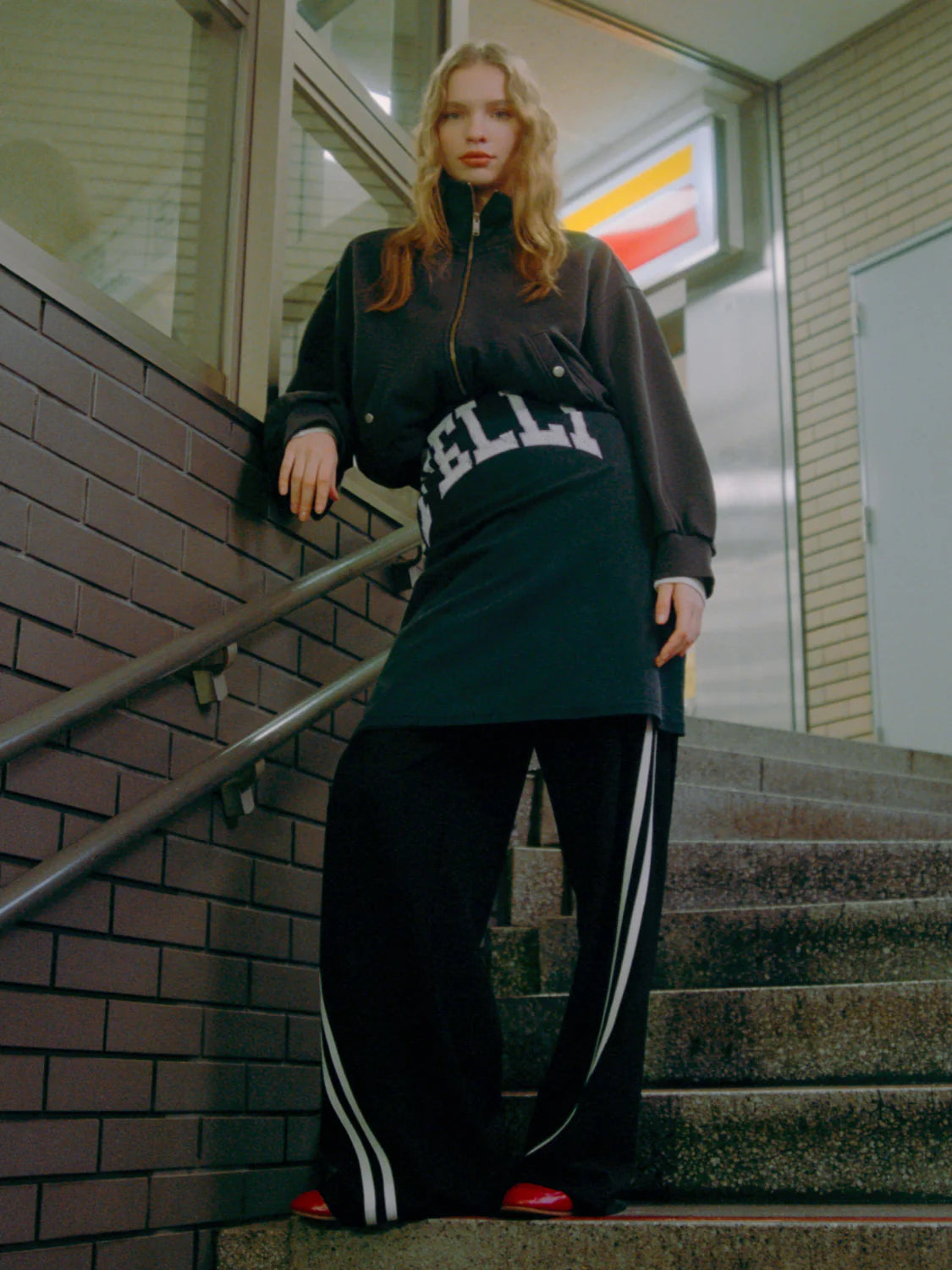 VINTAGE COLLEGIATE LONG SLEEVE TEE - VINTAGE BLACK/LAVENDER