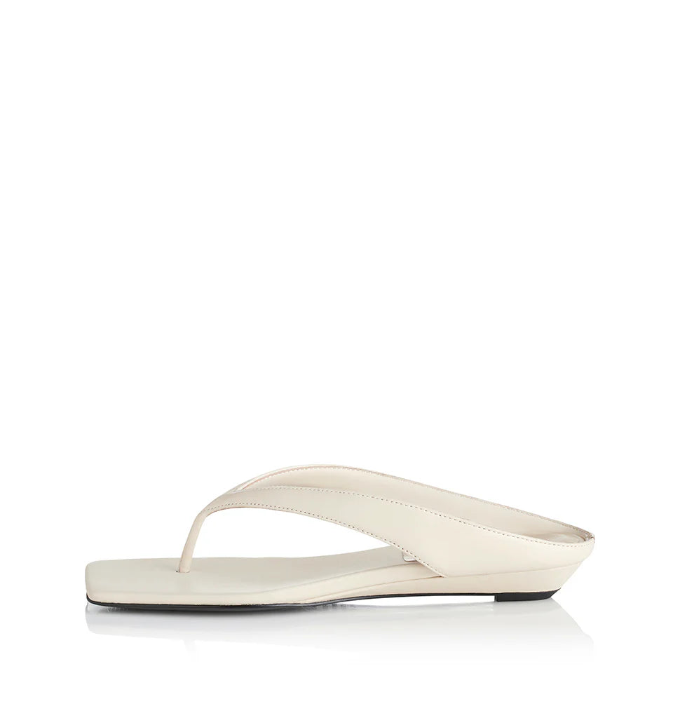 FENTON-BONE LEATHER