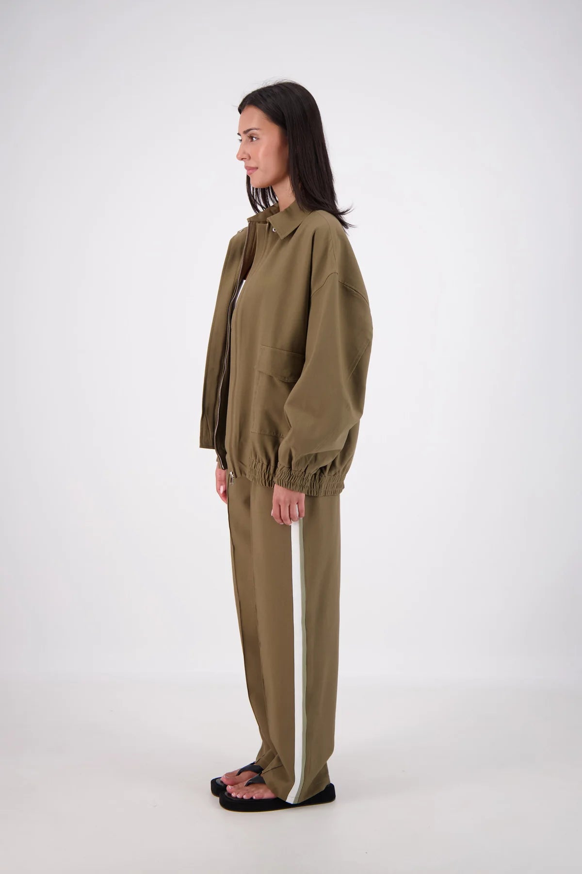 ISCHIA BOMBER JACKET - OLIVE