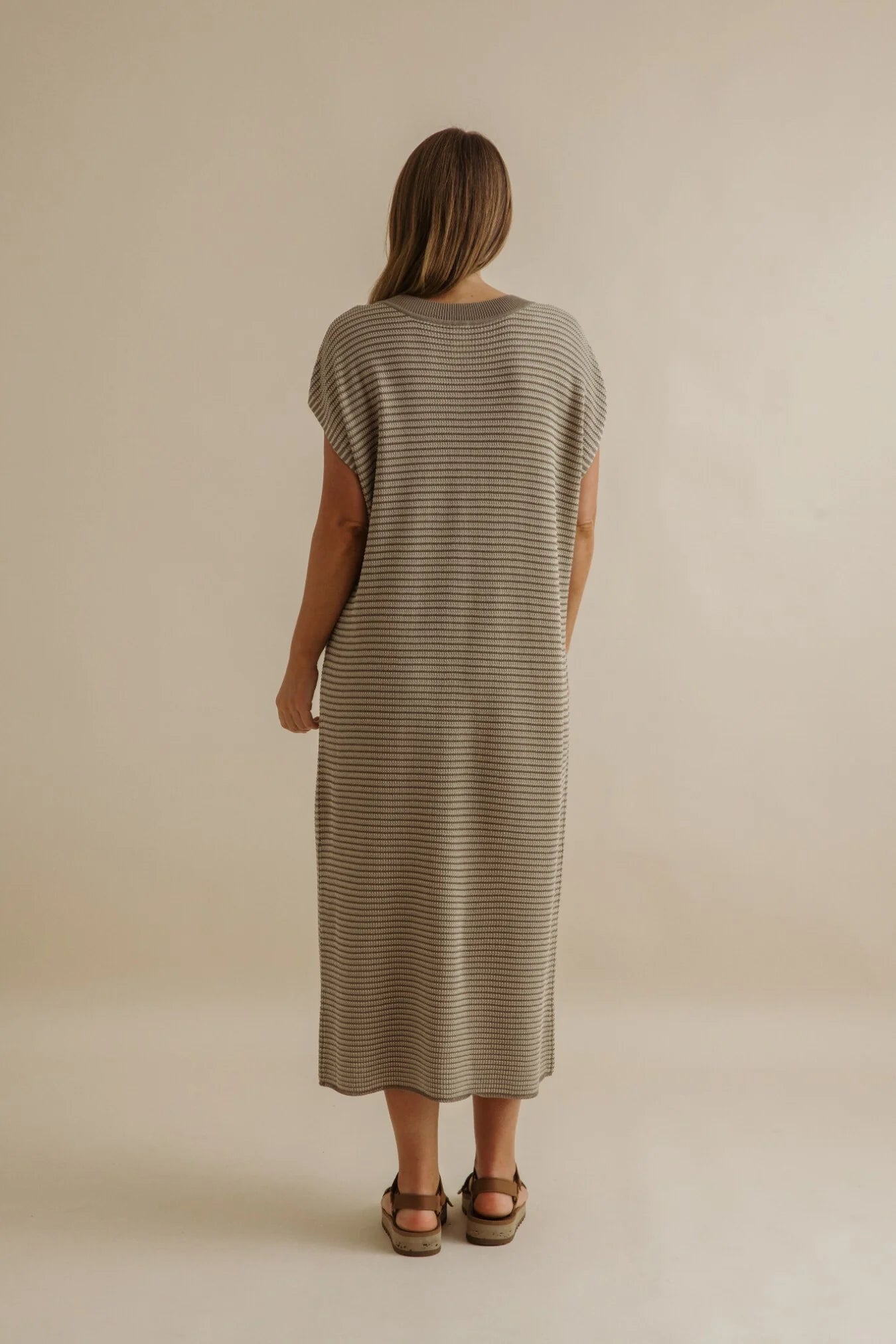 9SKF203 LATTICE KNITTED DRESS-KHAKIXGOLD