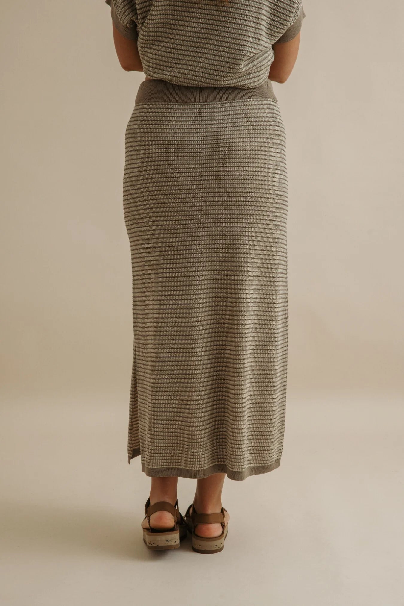 9SKF201 LATTICE SKIRT-KHAKIXGOLD