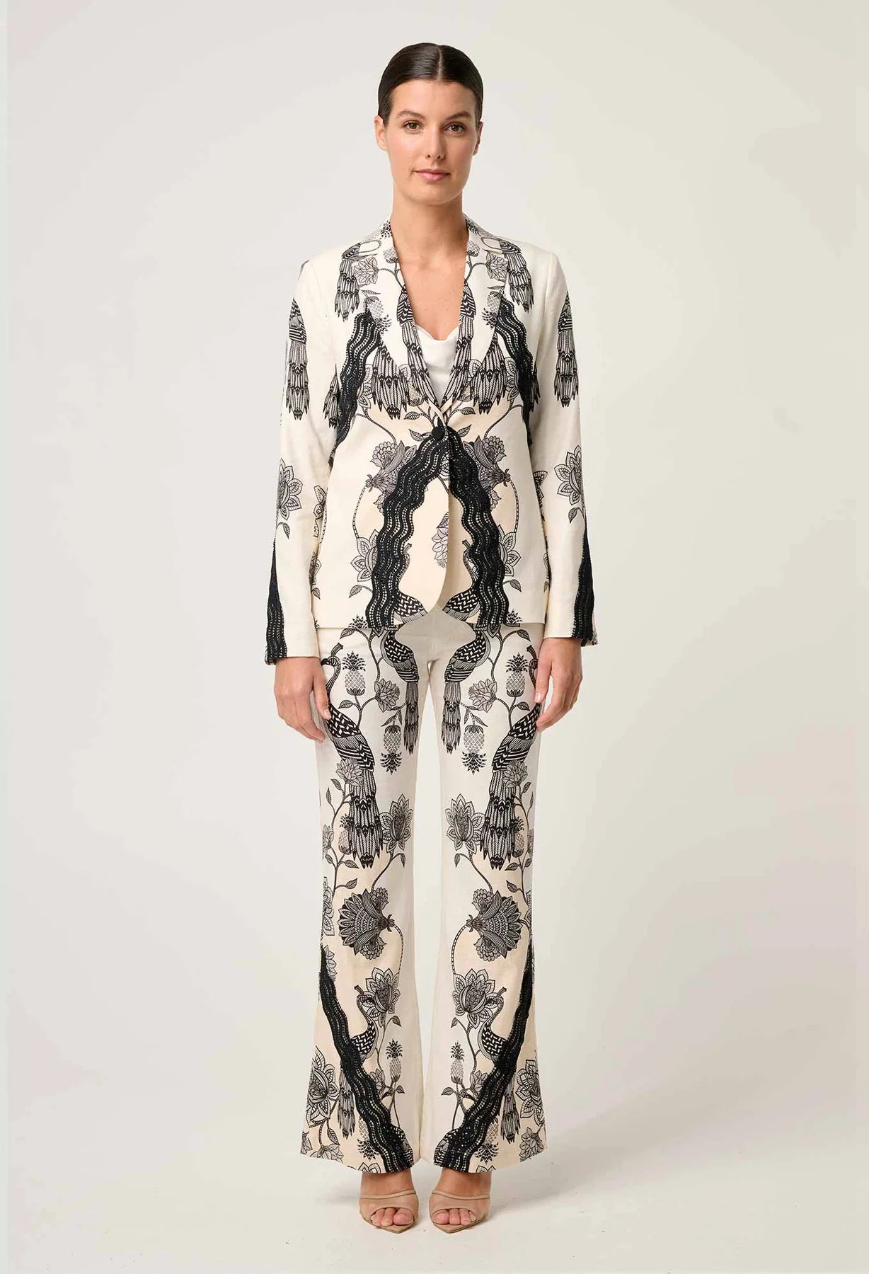 LEANDRO CONTRAST LACE BLAZER - IMPERIAL STONE