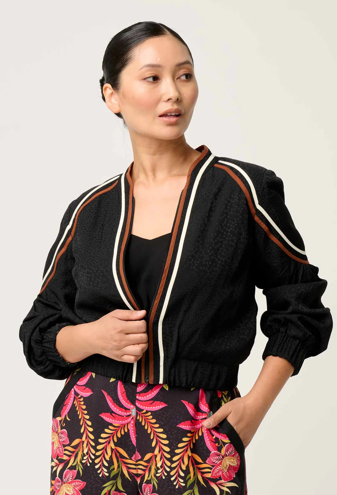 OW52001ANL-ARABELLA REVERSIBLE PLACEMENT PRINT DOBBY JACKET