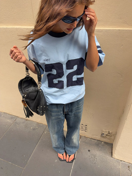 22 MOTION TEE - POWDER BLUE/NAVY