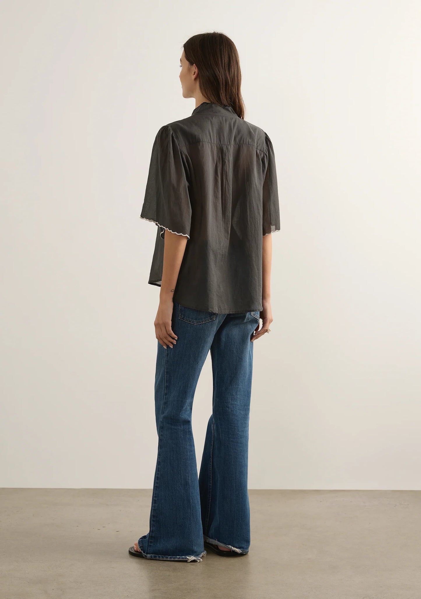ZOE EMBROIDED BLOUSE-BLACK