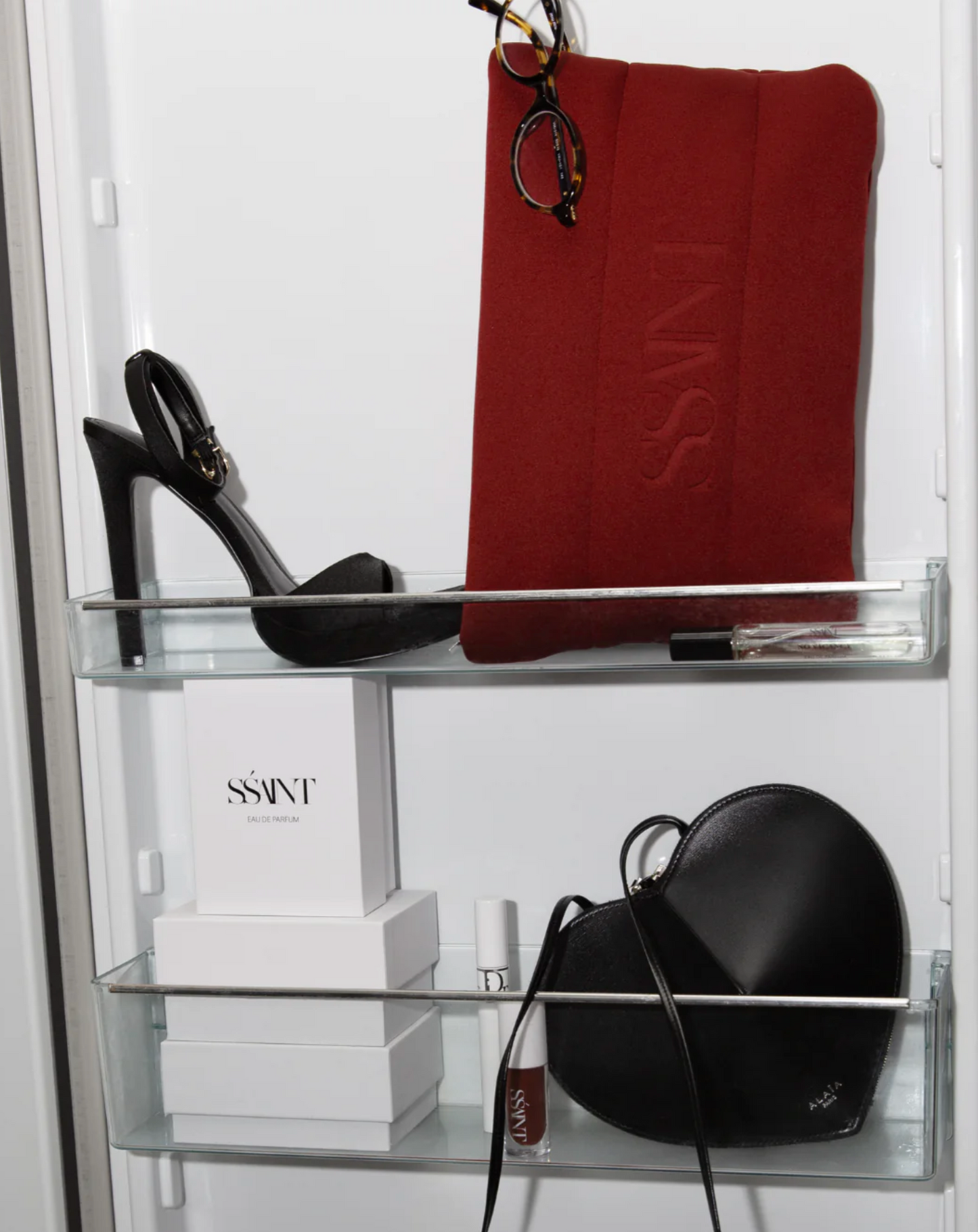 SSAINT CHERRY COSMETIC BAG