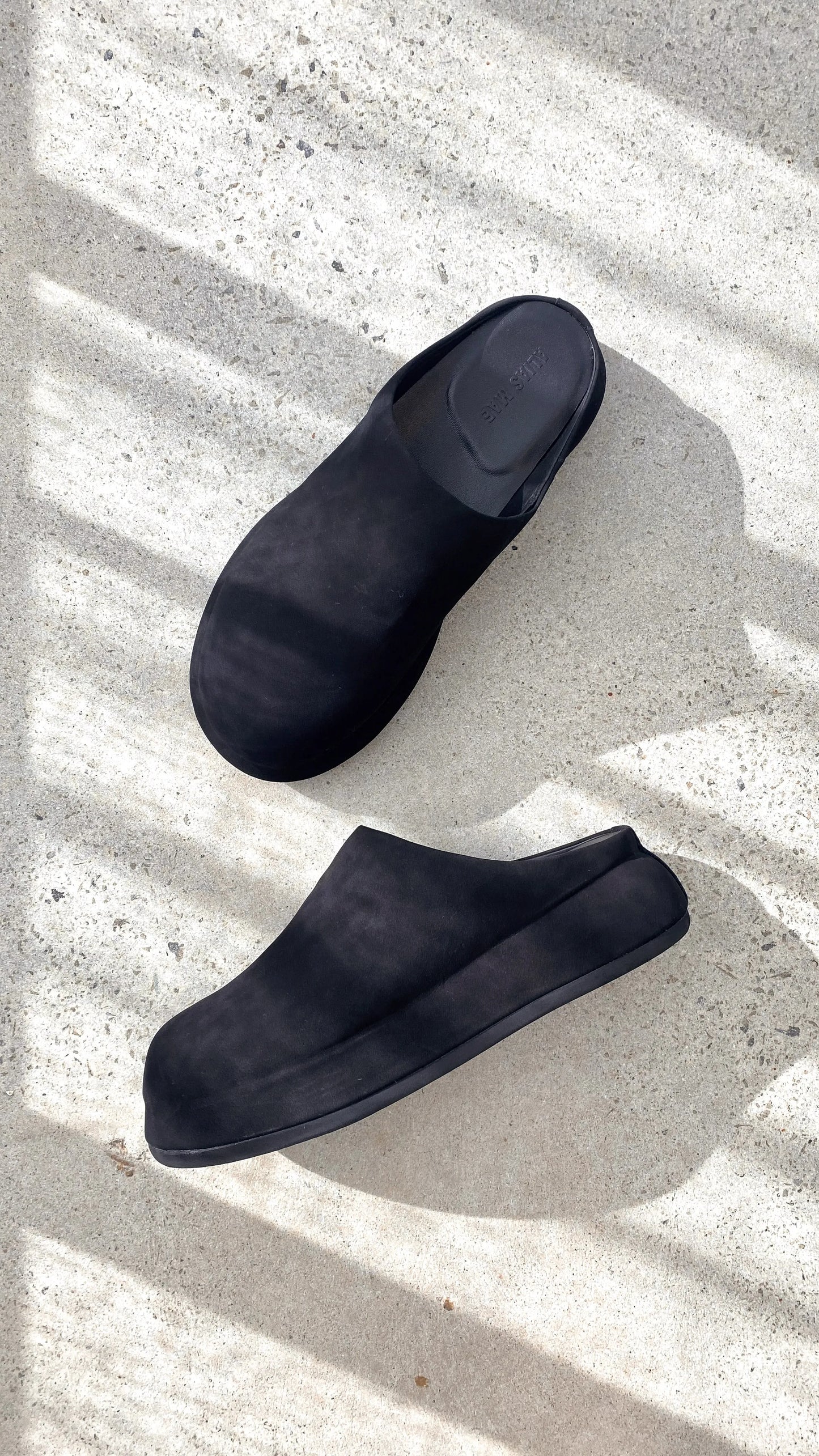 PHOEBE - BLACK NUBUCK