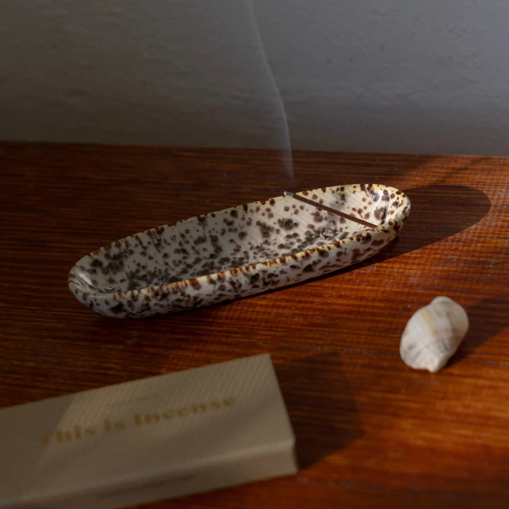 COLLECTOR  CERAMIC HOLDER -LEOPARD