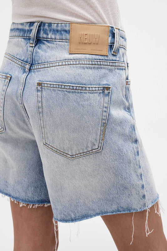 EVA SHORT MODE - LIGHT VINTAGE INDIGO