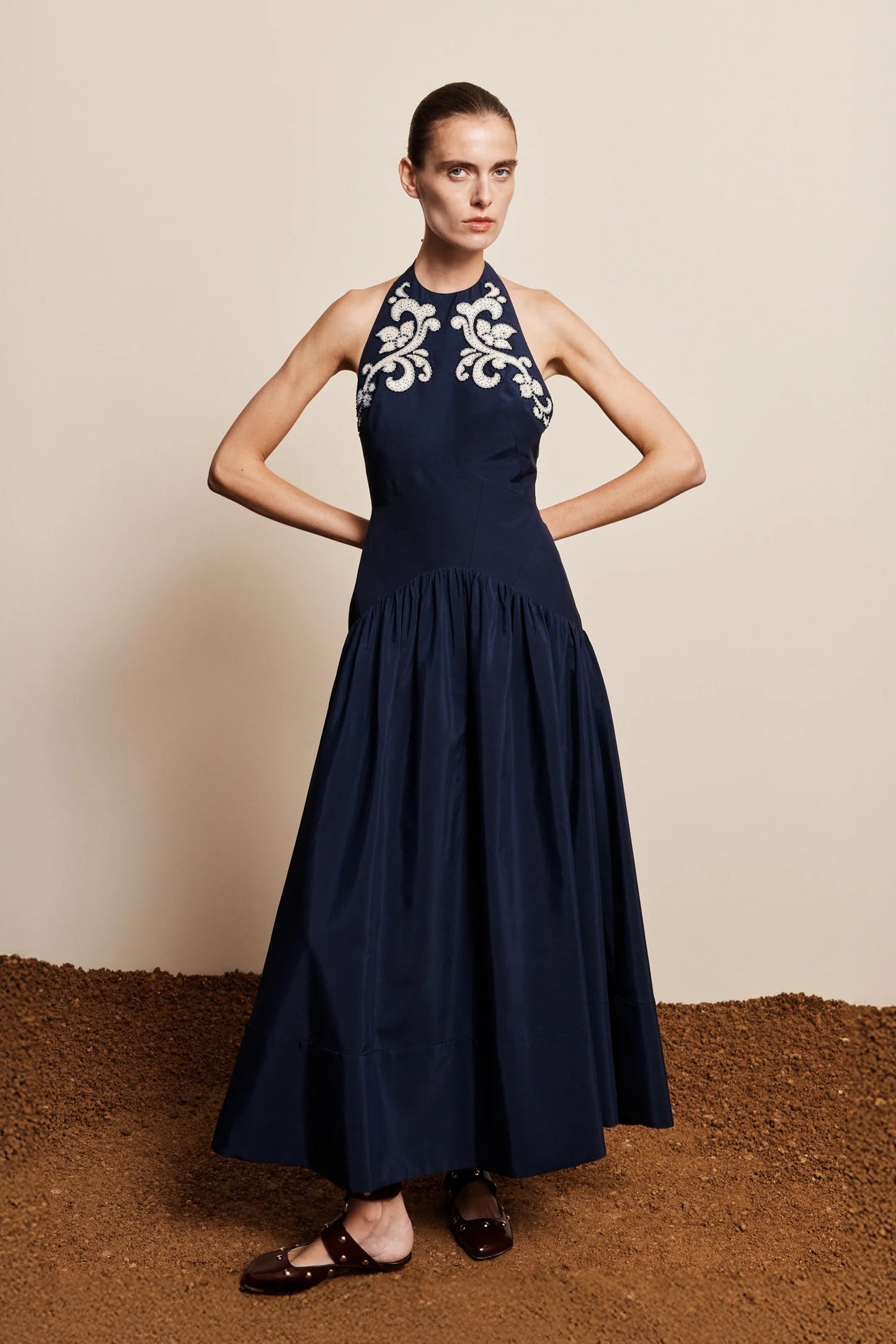 DILLON APPLIQUE HALTER GOWN - INK