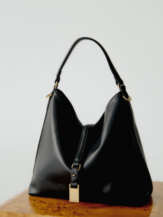 JOSIE BUCKET BAG - BLACK