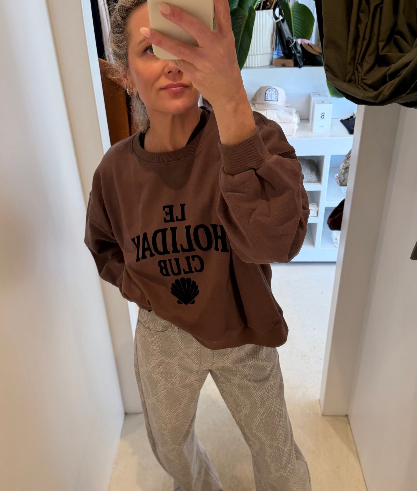 LE HOLIDAY CLUB SWEATER - CHOC/NAVY