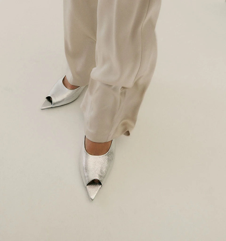 GIDGET SILVER CRINKLE HEELS