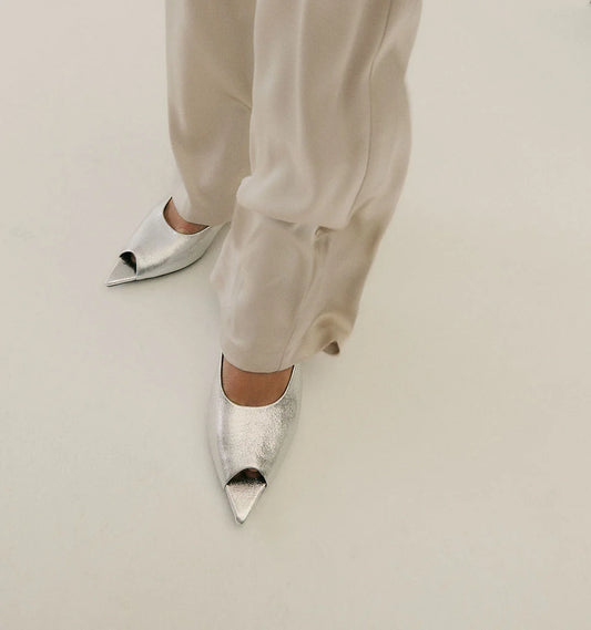 GIDGET SILVER CRINKLE HEELS