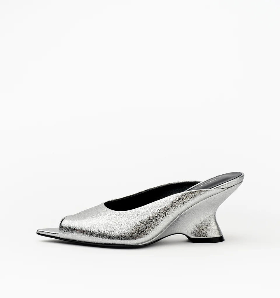 GIDGET SILVER CRINKLE HEELS