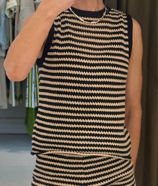 LENA STRIPE SS KNIT TOP-SAND/NAVY