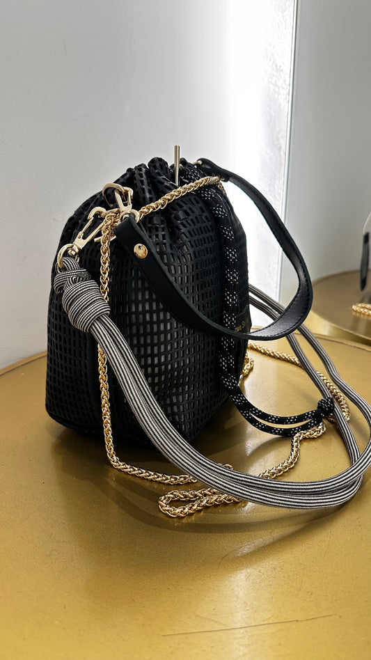 BIBI - NOIR H26  (BLACK)