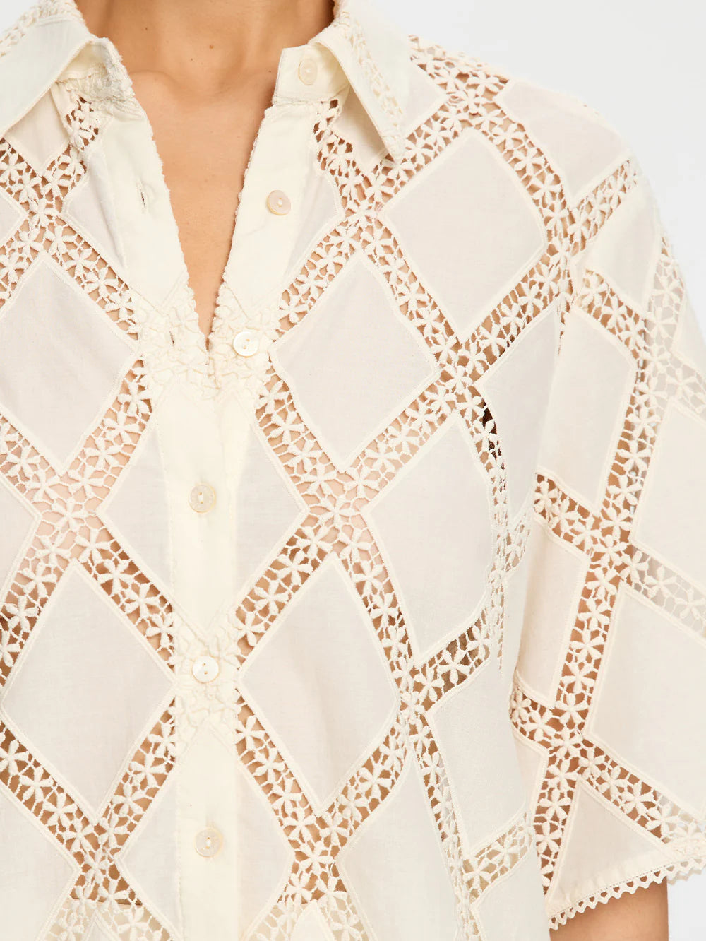 IZZY SHIRT - CREAM