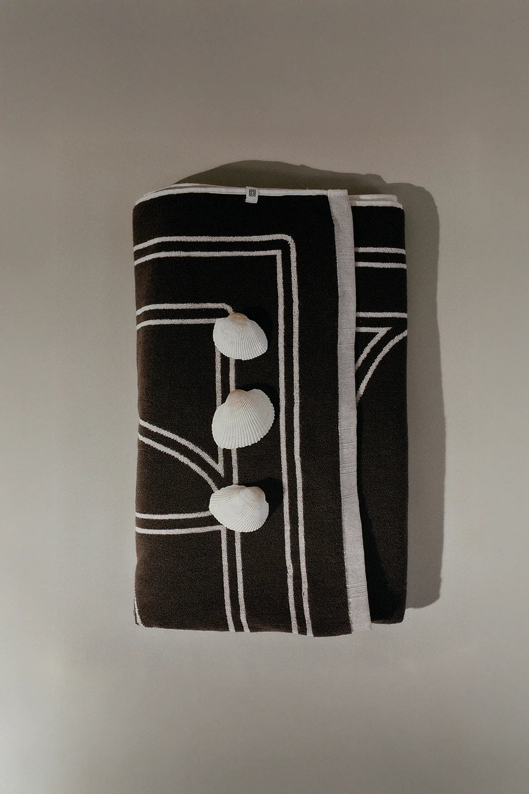 BEAU TOWEL - CHOC/ECRU