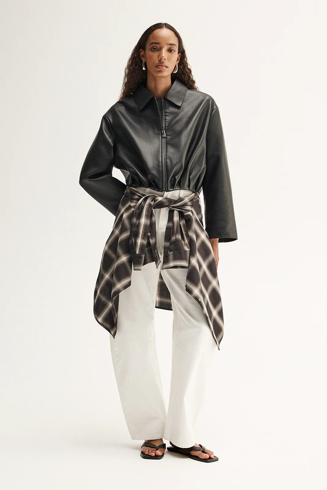 K61536 RAE JACKET - BLACK