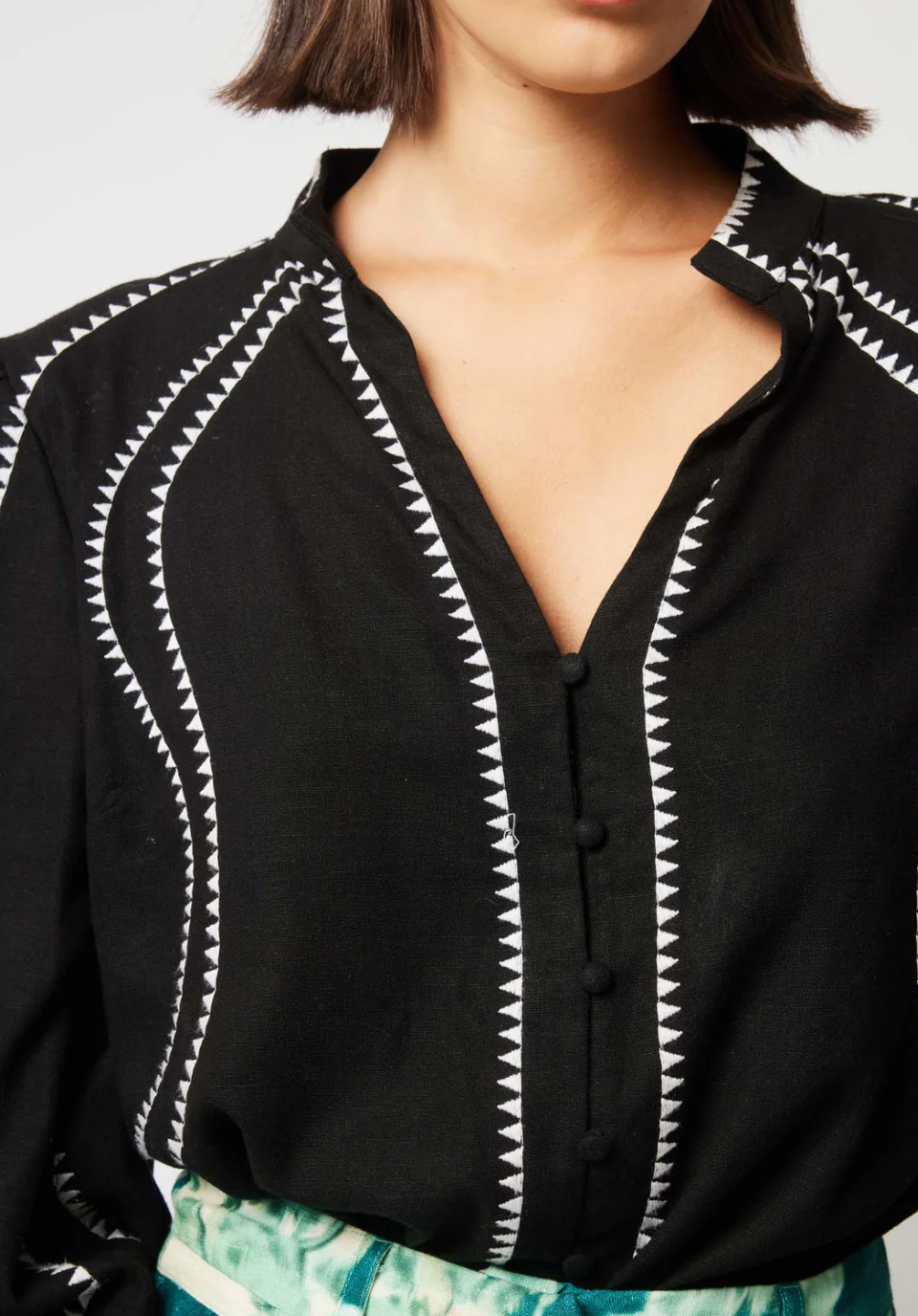 OW21708BLK MERIDIAN EMBROIDERED LINEN VISCOSE SHIRT - BLACK