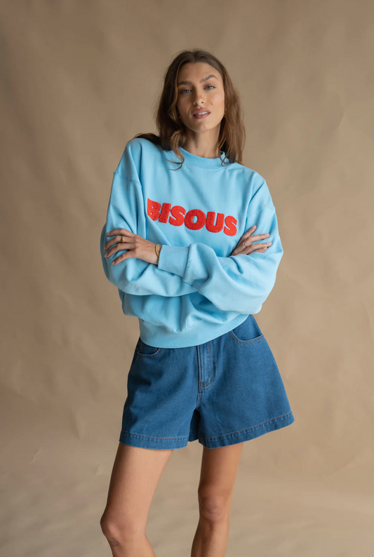 BISOUS SWEATSHIRT - ICE BLUE