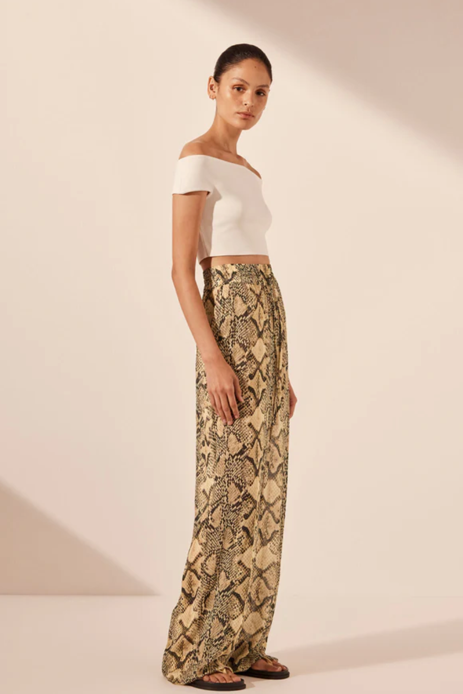 HADIYA RELAXED PANT - ALMOND