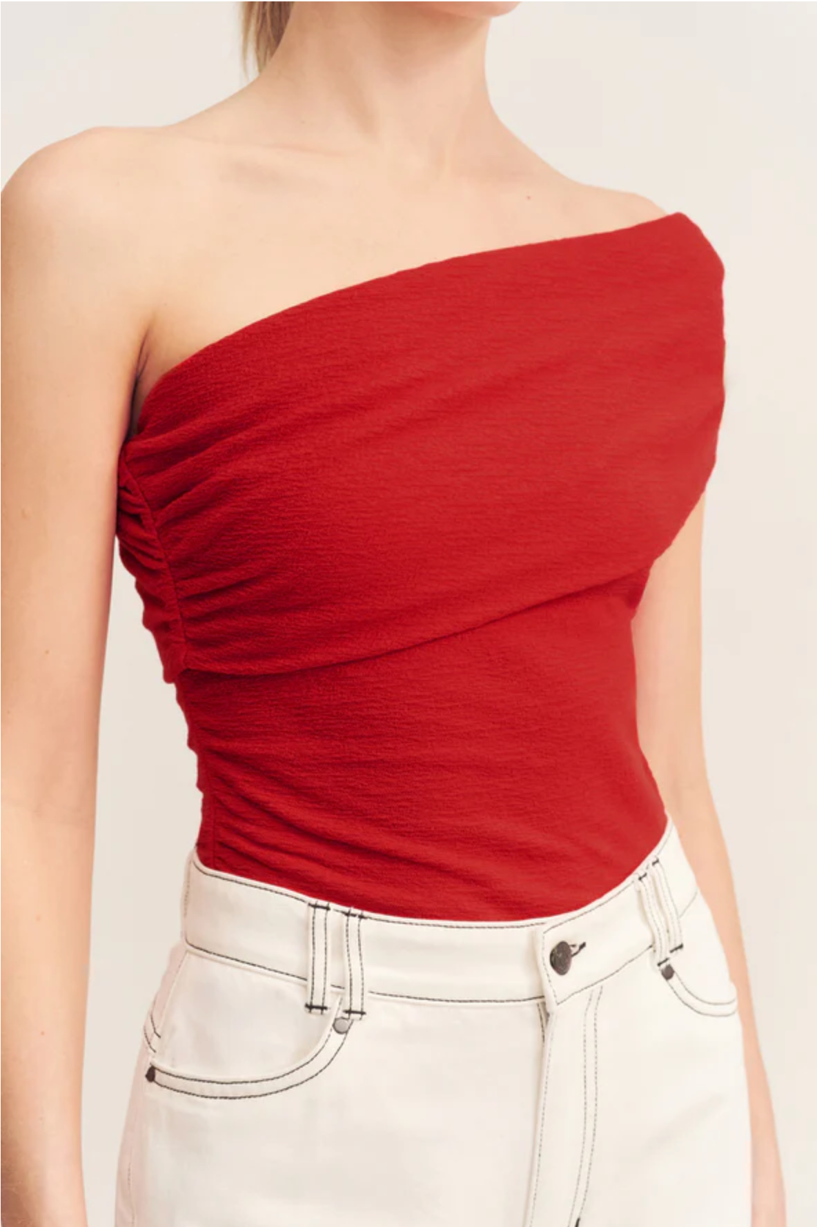 1245307 BEAU ONE SHOULDER TOP - CHILLI