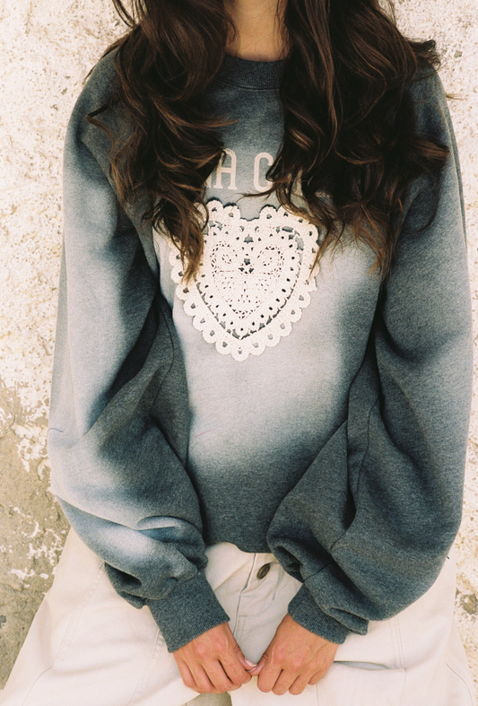 DAY HEARTS MED JUMPER - GREY