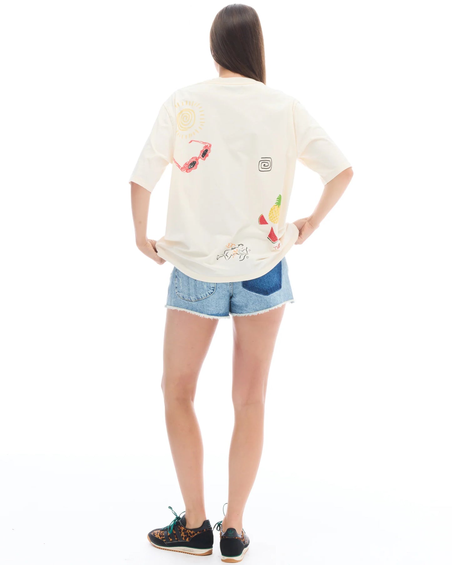 EVERYTHING I WANT TEE-CREAM