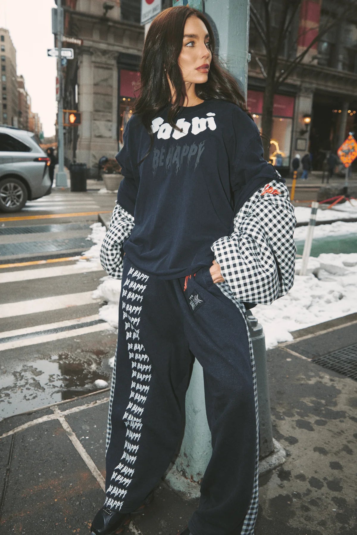 THE BE HAPPY REGULAR FIT TEE - BLACK