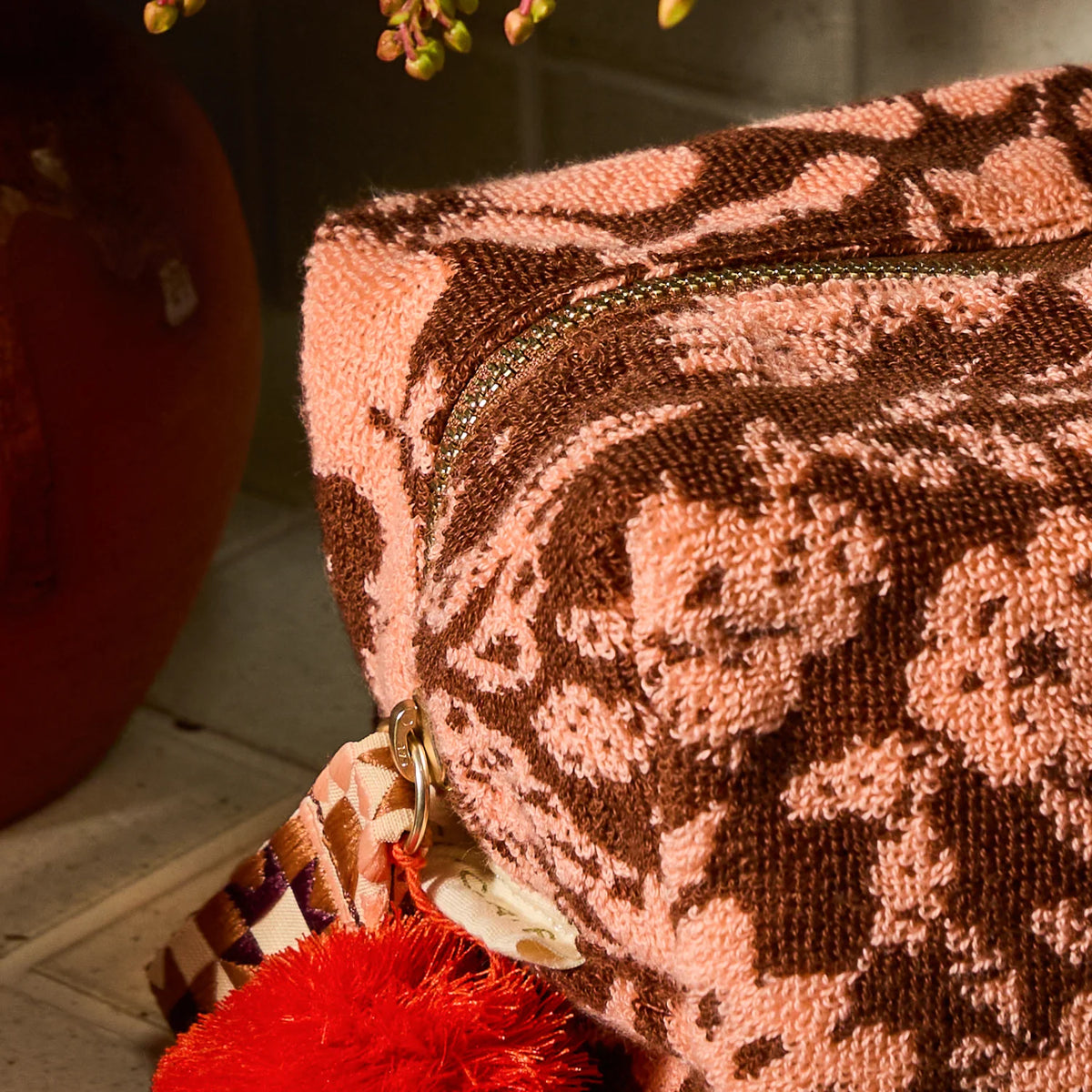 INDIANA TERRY POUCH-CARNELIAN SMALL