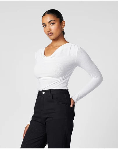 HANGING BY A MOMENT TOP (924072-WHITE)