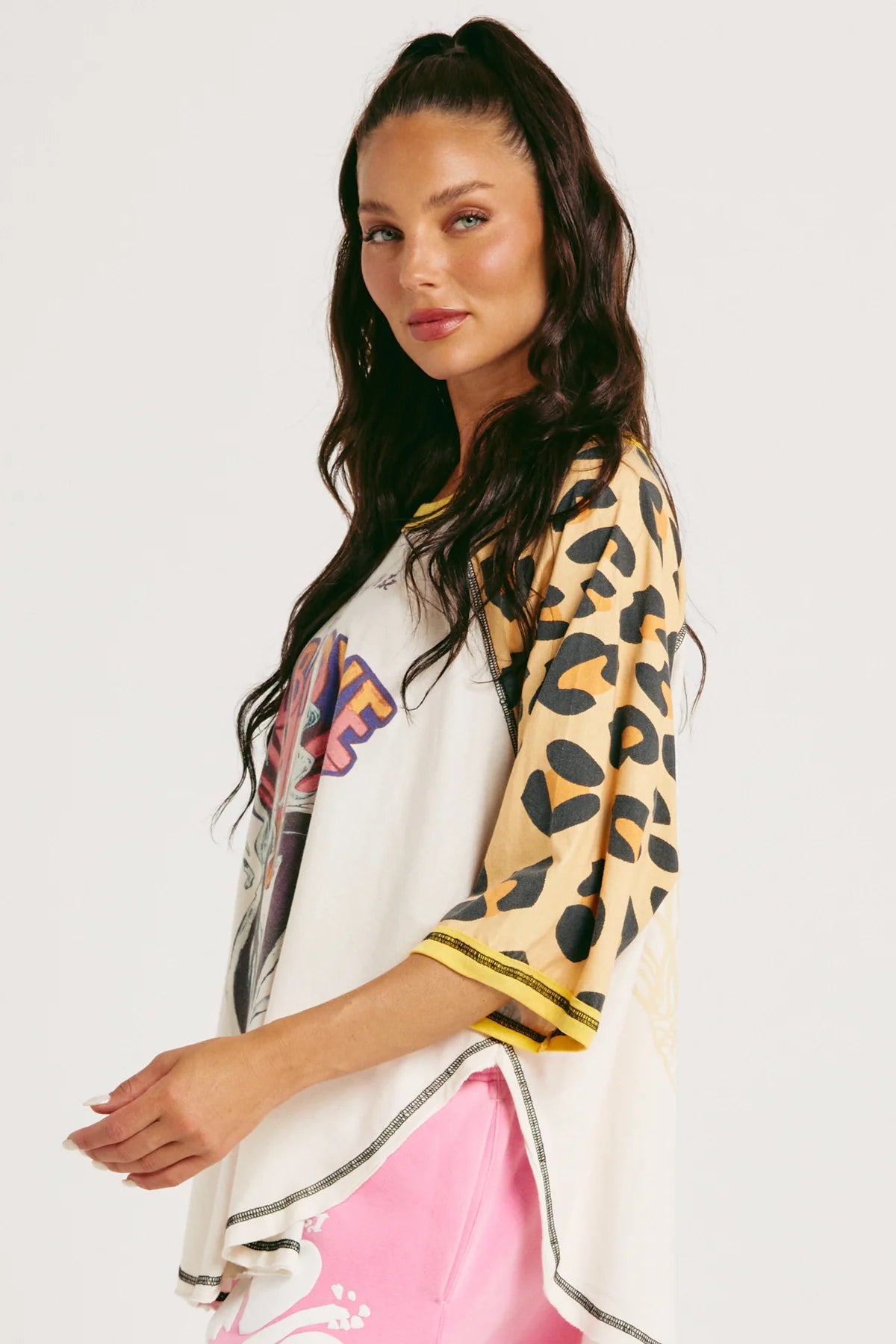 67 RAGLAN TEE-LEOPARD
